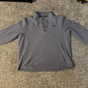 XXL men’s fleece pullover.